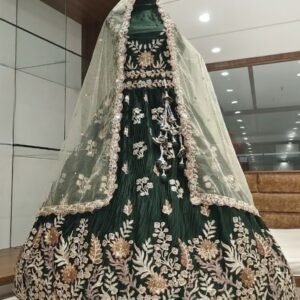 👑 exquisite bridal lehenga look (copy)