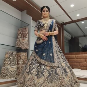 💖 soft pink bridal/festive lehenga 💖 (copy)