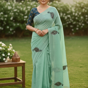 🌟off white gold zari work silk saree🌟 (copy)